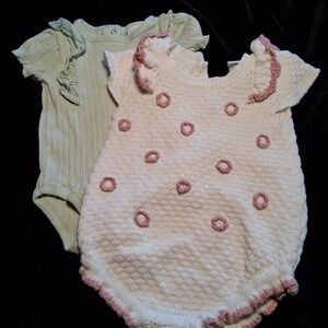 Nicole Miller New York Baby Girl Bodysuit Lot Set Size 6/9M Knit Ruffle Boutique